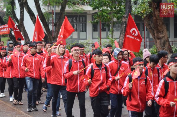 ĐH Bách khoa Hà Nội lần thứ 5 liên tiếp đăng cai tổ chức khai mạc sự kiện “Chủ Nhật Đỏ”