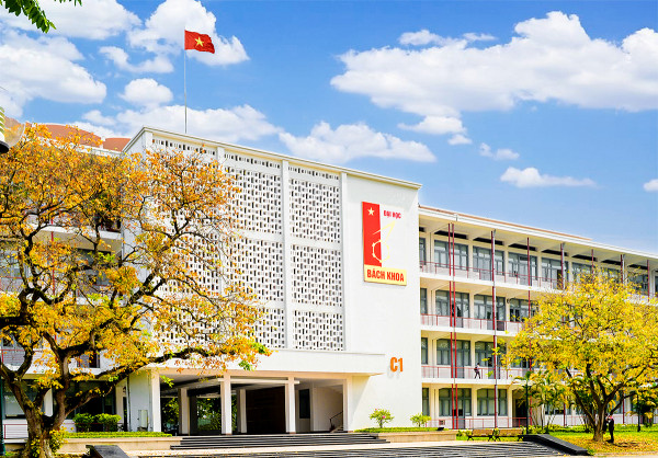 Thông báo công khai bổ sung danh sách cá nhân đề nghị xét tặng danh hiệu chiến sĩ thi đua cấp cơ sở năm học 2023 - 2024