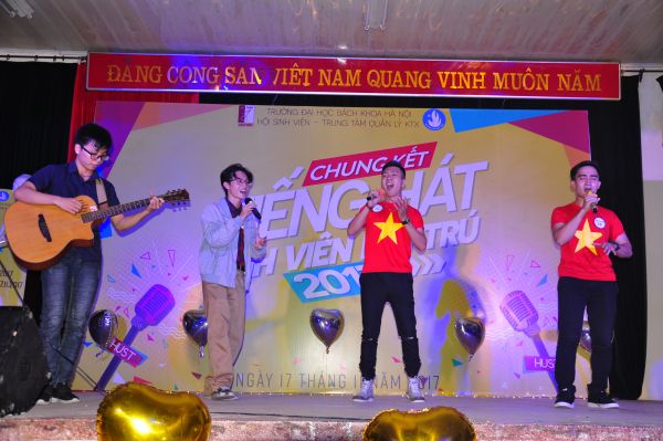 Chơi vơi tôi với tôi - Đỗ Nhật Minh giành quán quân Hội thi “Tiếng hát sinh viên nội trú” năm 2017