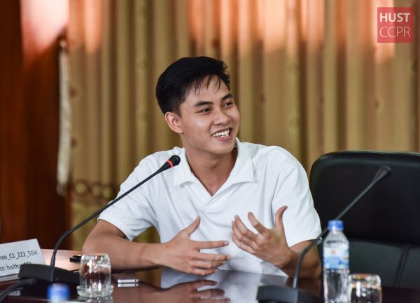 Tăng cường kỹ năng ngoại ngữ thông qua giao lưu văn hóa học thuật