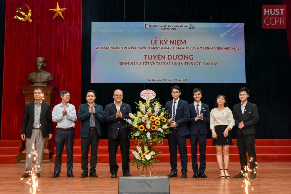 Kỷ niệm 70 năm ngày truyền thống học sinh, sinh viên và Hội Sinh viên Việt Nam