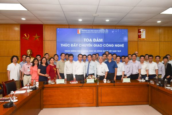 Toạ đàm “Thúc đẩy chuyển giao công nghệ” - Đưa nghiên cứu vào thực tiễn