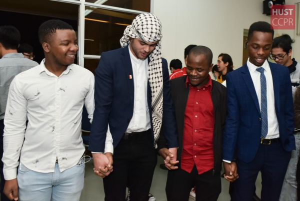 Sinh viên quốc tế cùng đón tết Tân Sửu tại Bách khoa Hà Nội