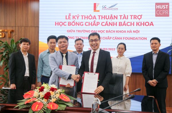 CC Foundation tiếp tục hỗ trợ sinh viên Bách khoa Hà Nội thi lấy chứng chỉ quốc tế