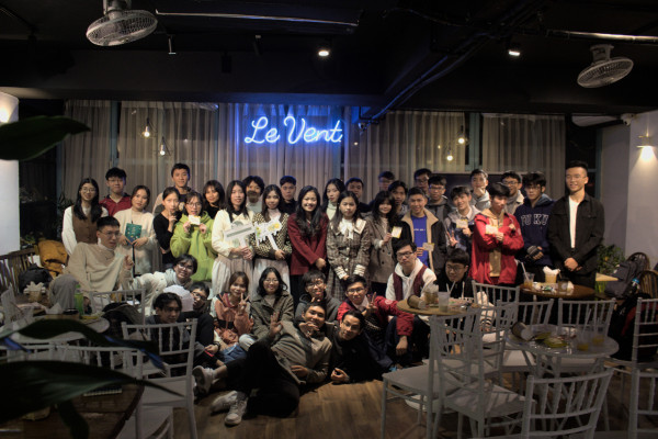 Yêu Sách như sinh viên Bách khoa