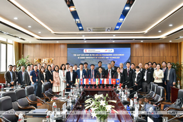 AUN-QA Experts Assessed Engineering Programs at HUST