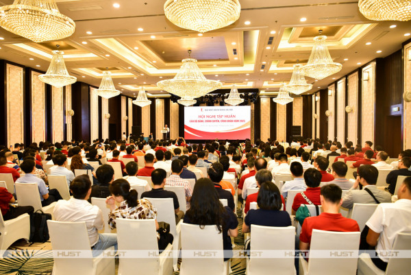 Hội nghị Tập huấn Đảng, Chính quyền, Công đoàn năm 2025 lan tỏa tầm nhìn phát triển Đại học Bách khoa Hà Nội