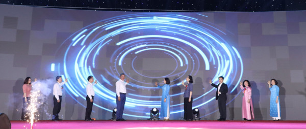 Bách khoa Hà Nội cùng phụ nữ Thủ đô ứng dụng công nghệ, đổi mới sáng tạo